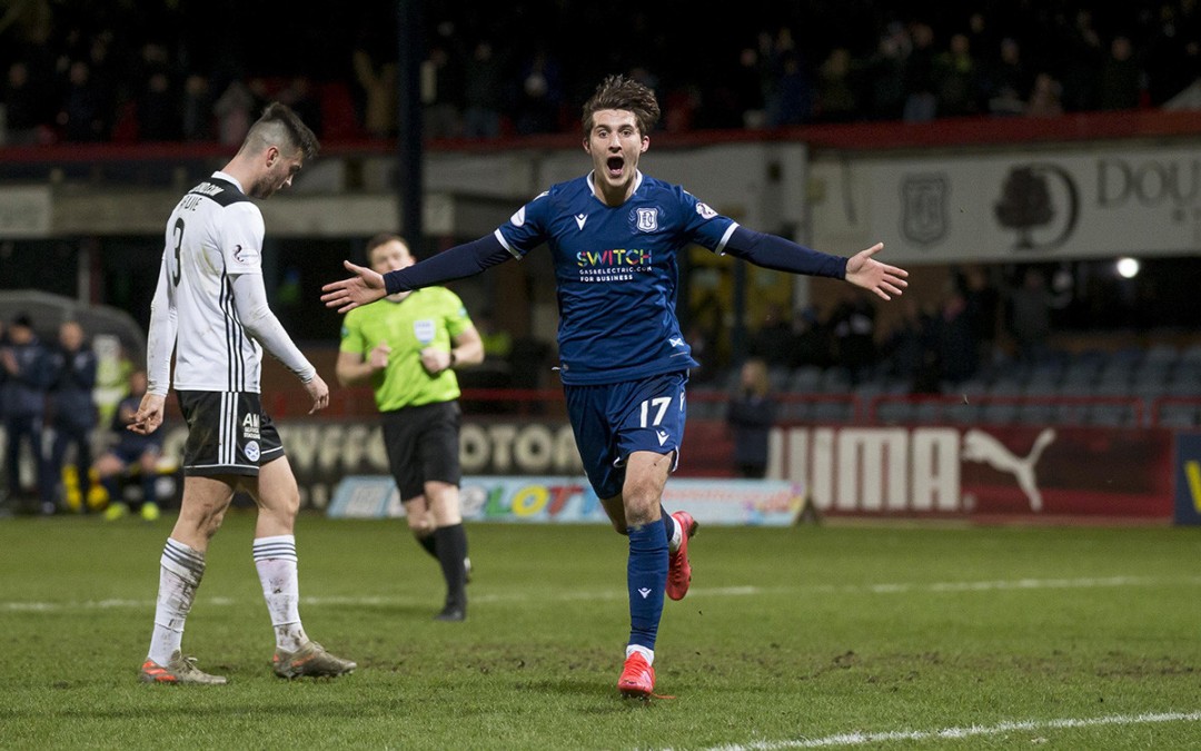 Scottish Championship clubs vote to play shortened season