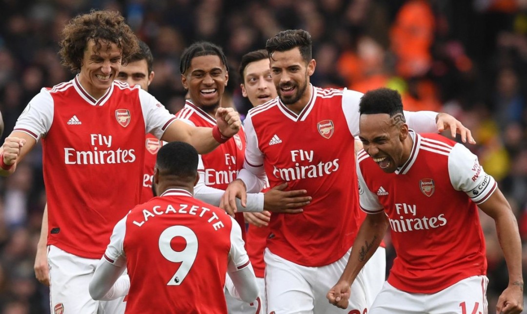Arsenal staff and players agree 12.5% pay cut