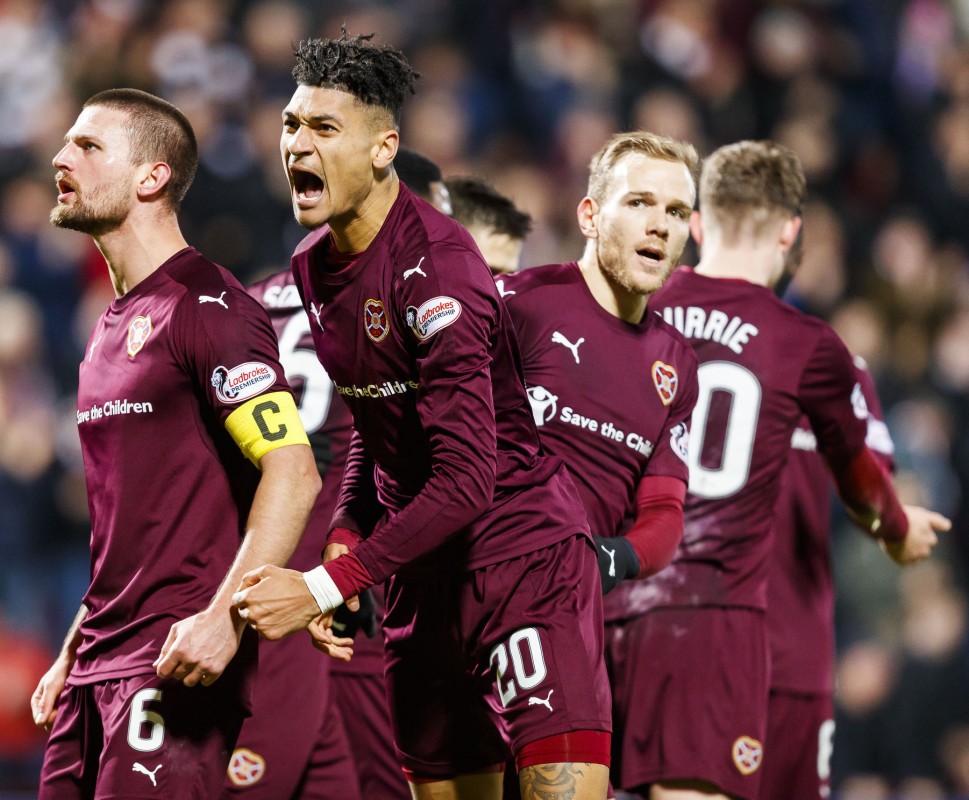 Hearts would consider legal action if relegated due to coronavirus league cancellation